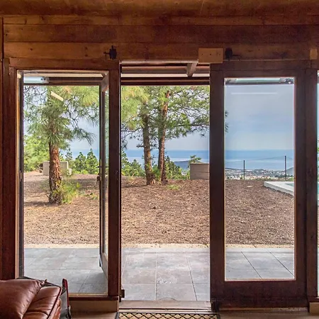 בקתה The Pine Forest Cabin