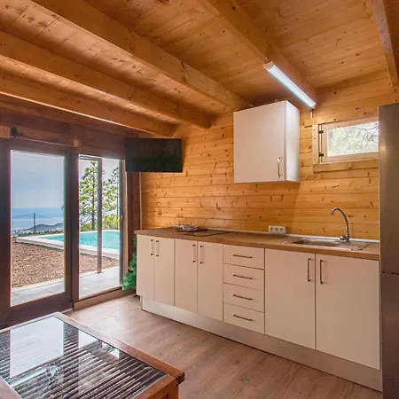 Alpesi faház The Pine Forest Cabin